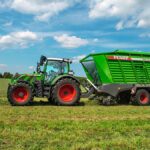 Tractor en labores de campo