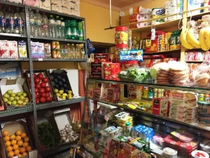 Las_tiendas_de_mi_pueblo_Cabezarrubias_del_Puerto_24935_3_1603442339.jpeg Foto de una tienda